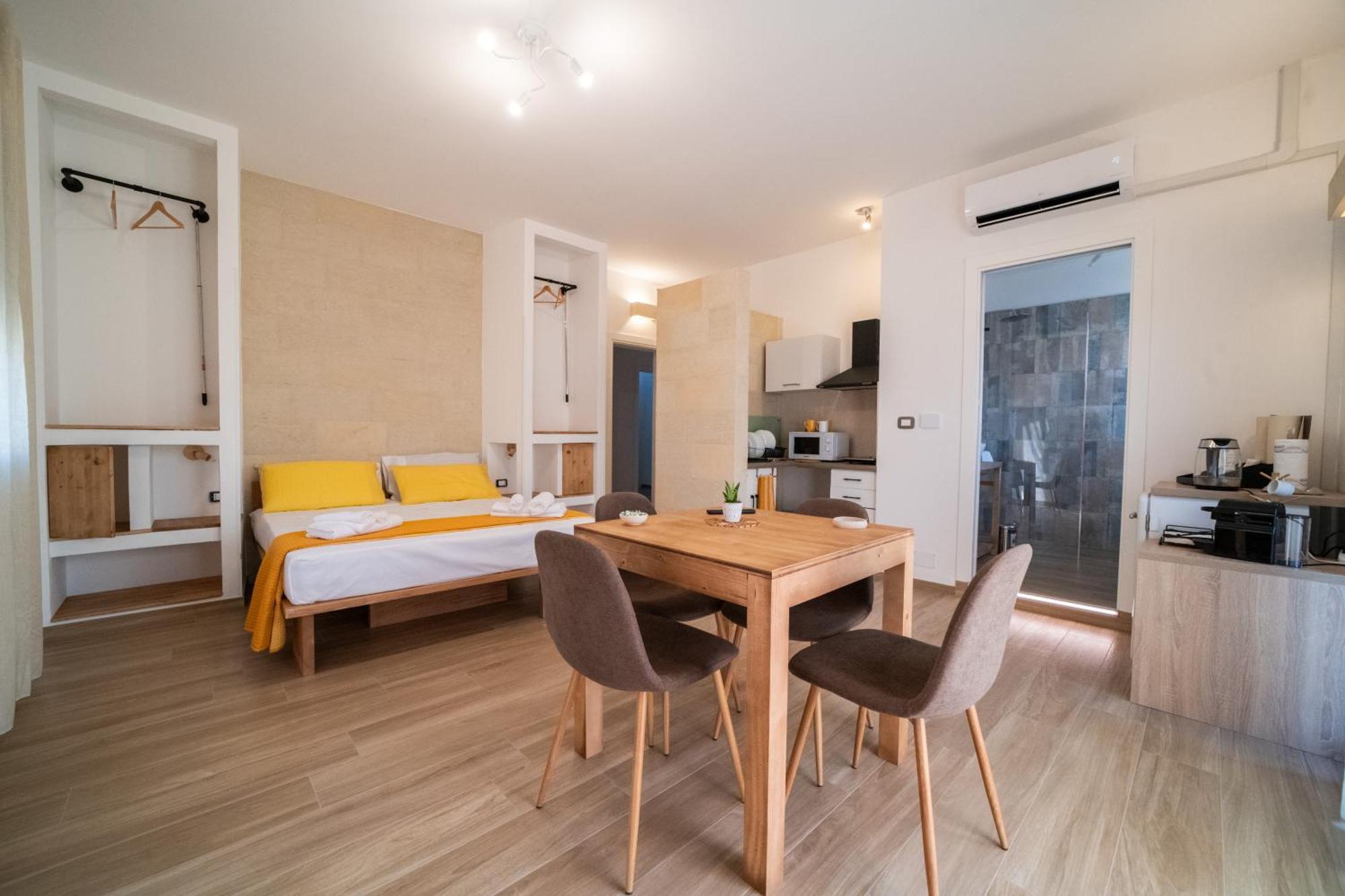 Pietra Bianca Bed and Breakfast Cutrofiano Εξωτερικό φωτογραφία